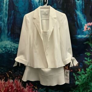 Le Suit Classic White Women's Blazer